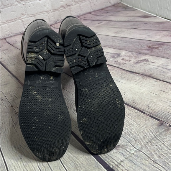 Burberry Crosshill Tall Rain Boots – House Check Plaid - Picture 12 of 16